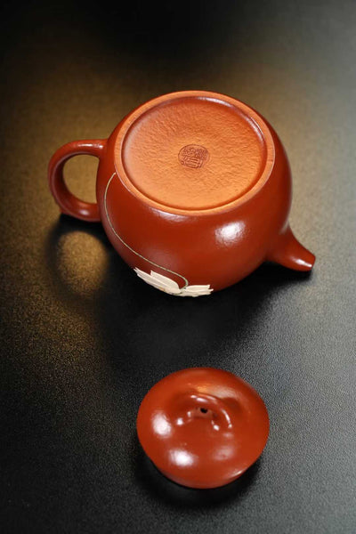 Purple clay teapot 7.7